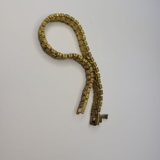 Gold Plated Heart Shape Brass Bangle Romantic Chain Bracelet Jewelry for Women